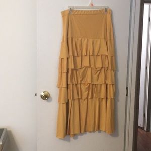 Women’s xl ruffled skirt mustard yellow